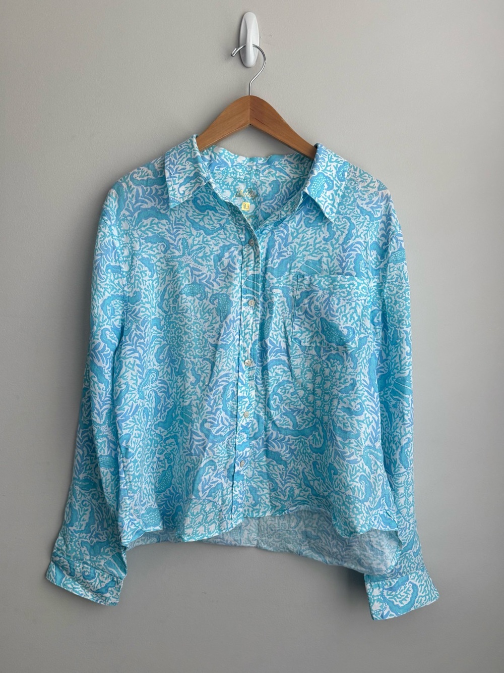 Lilly Pulitzer Coralynn Button-Down Shirt Size Large